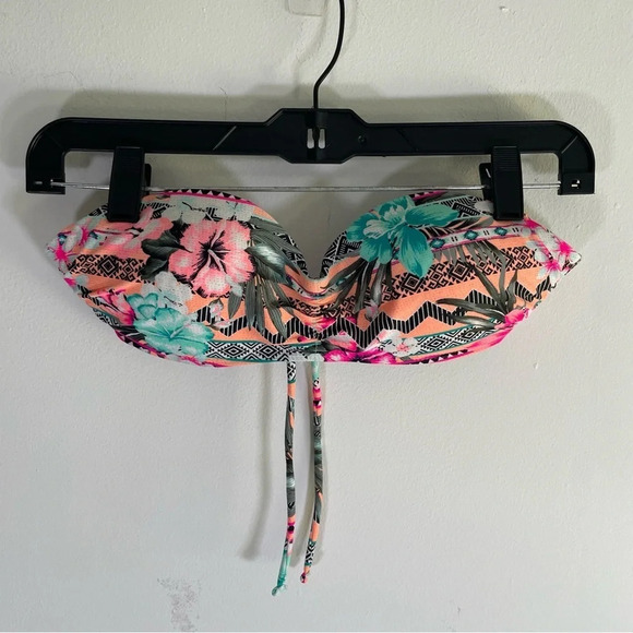 No Boundaries Women’s Bikini Top Size Small - Picture 1 of 5
